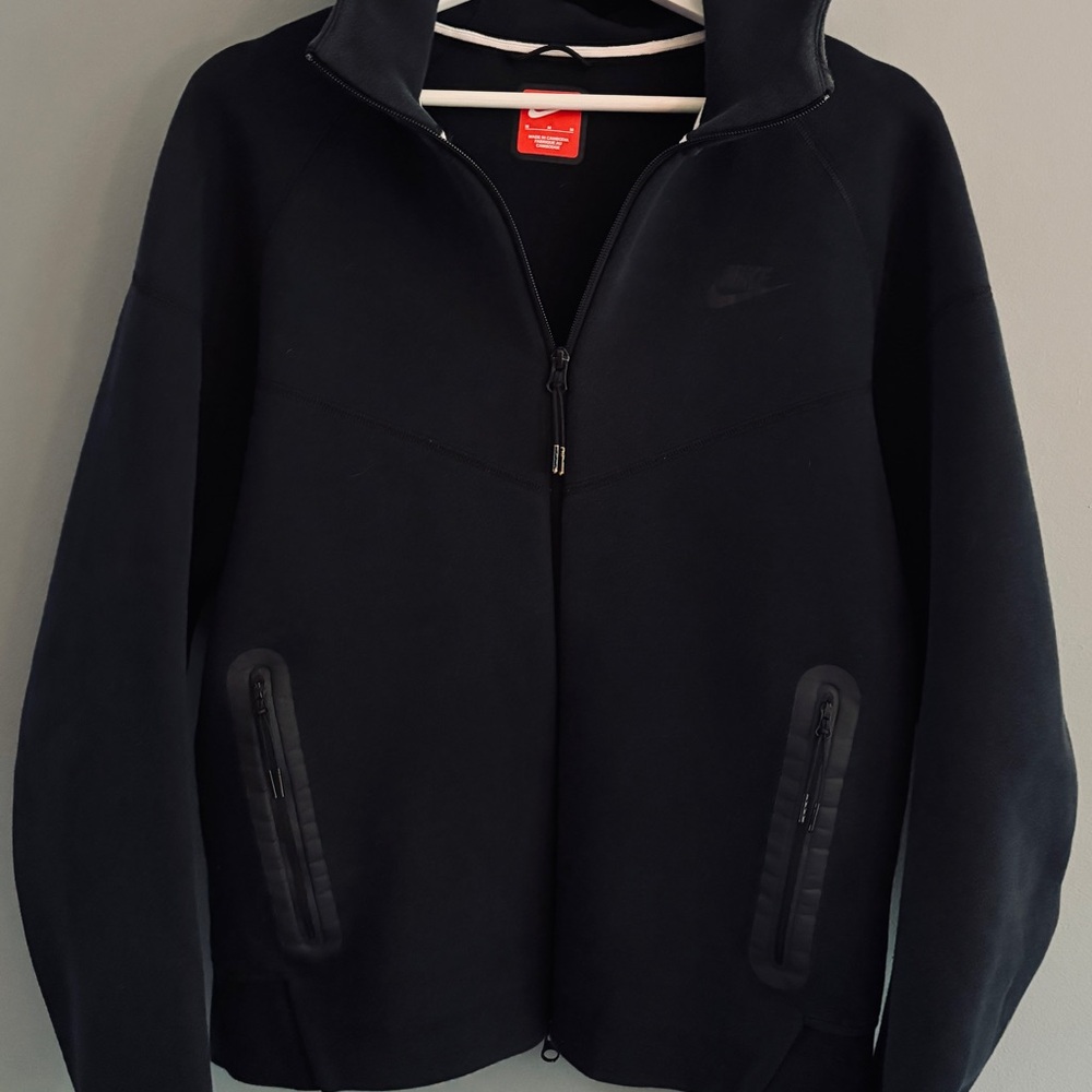 Nike Tech Black Full-Zip Performance Jacket with Stand Collar